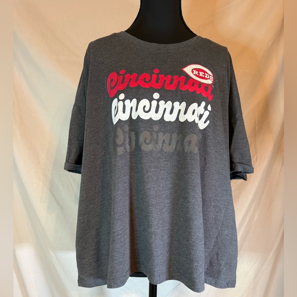 Majestic Cincinnati Reds MLB Tee 2XL‎ ⚾️